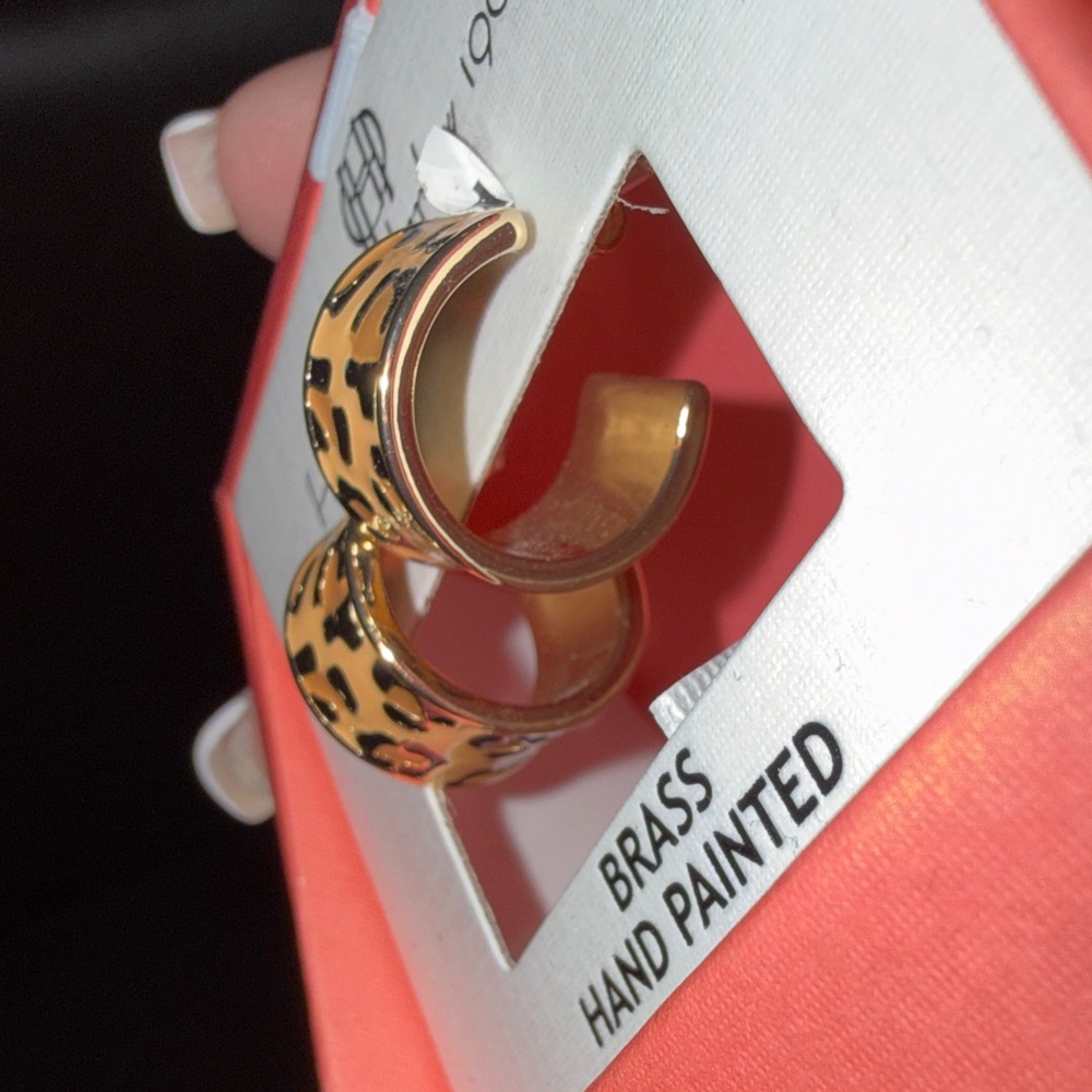 House of Harlow 1960 Animal Print Brass Earrings - Picture 2 of 4